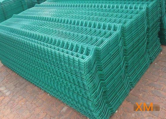 Chine Pliez la résistance thermique de degré de sécurité de barrière de jardin de grillage de triangle avec la taille du courrier 40x60x1.5 fournisseur