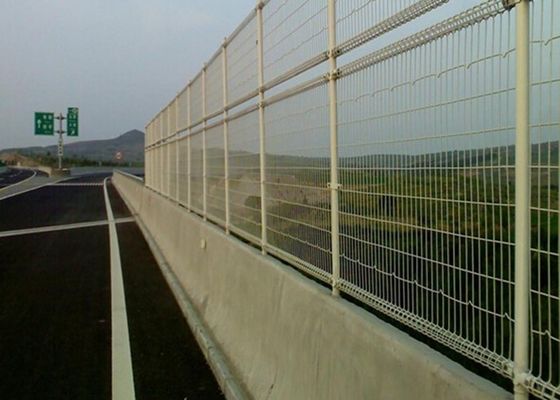 Chine Fil d'acier enduit de poudre verte clôturant la sécurité pour la route, taille de 48mmx1.0mm fournisseur