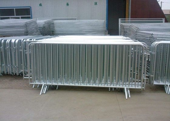 Chine Panneaux provisoires démontables de barrière de construction pour l'arrière-cour/atelier fournisseur