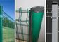 La sécurité a soudé la barrière de recourbement de maille de jardin de fil d'acier de clôture/triangle fournisseur