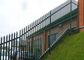 Anti palissade de sécurité de montée clôturant des portes pour des pelouses/villas, panneaux de clôture en métal fournisseur